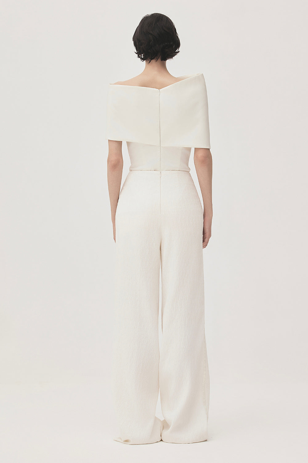 Anh Vi Straight Asymmetric Sleeved Satin Top