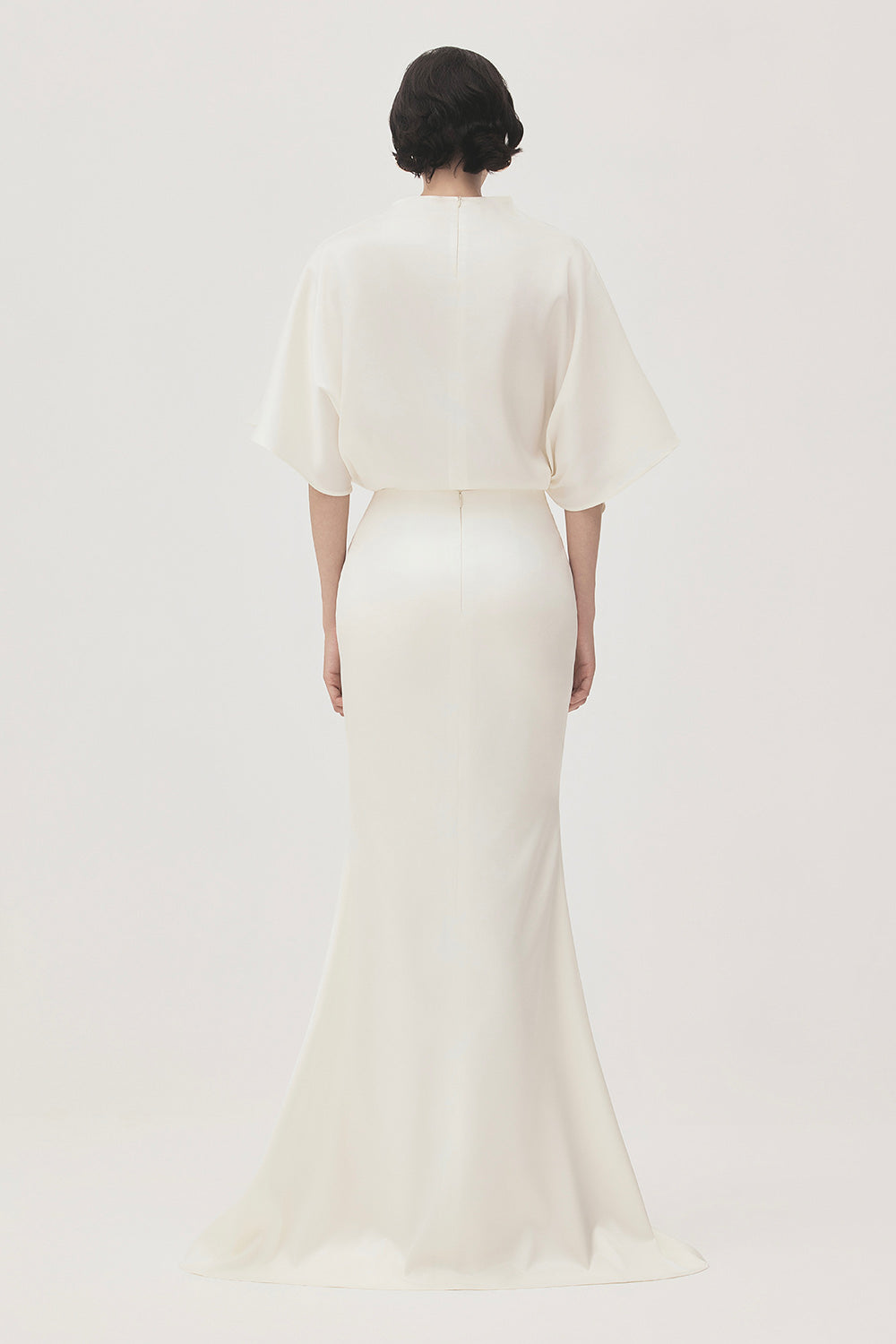 Xuan Di Straight Batwing Sleeved Satin Top