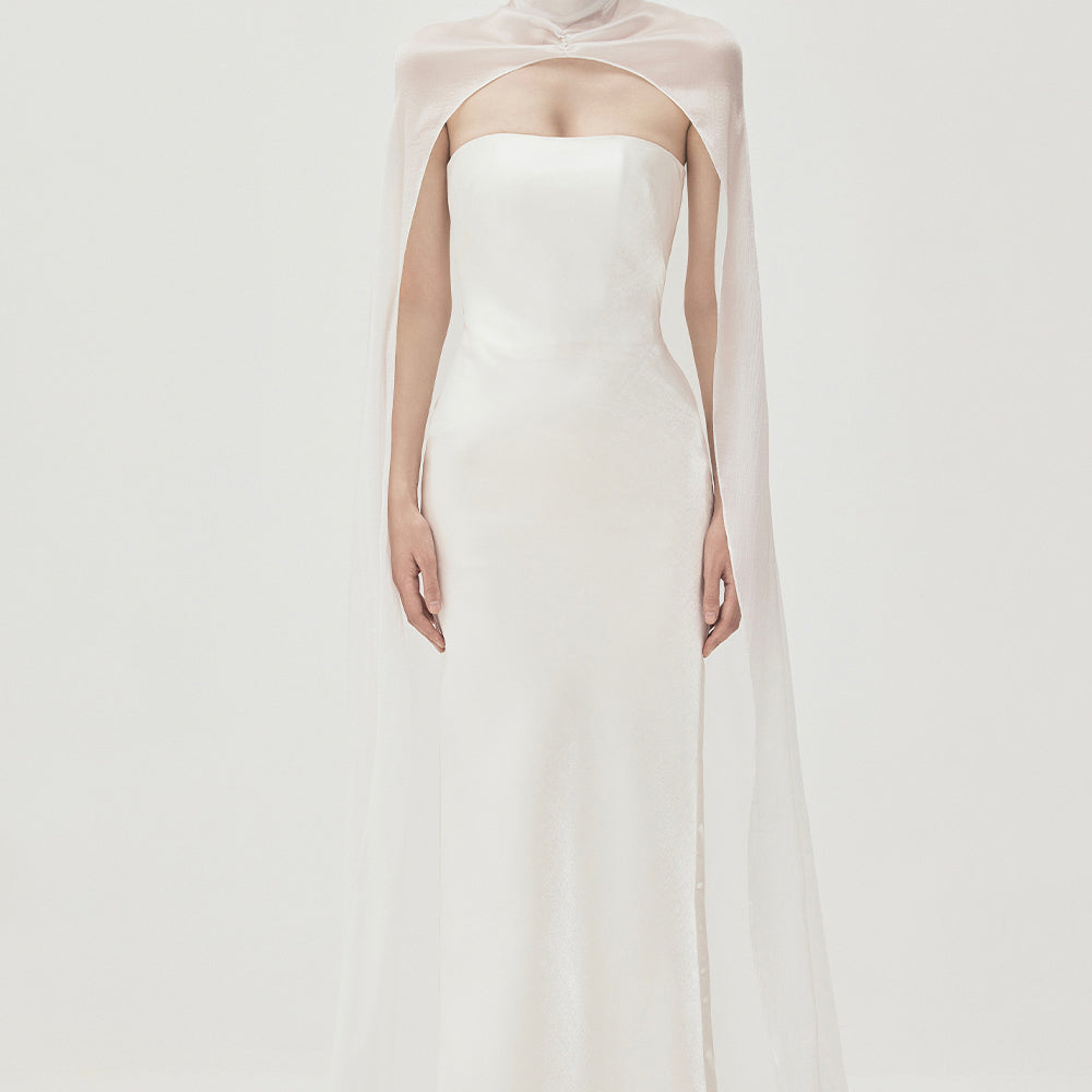 Suong Trapezoid Turtle Neck Organza Floor Length Cape