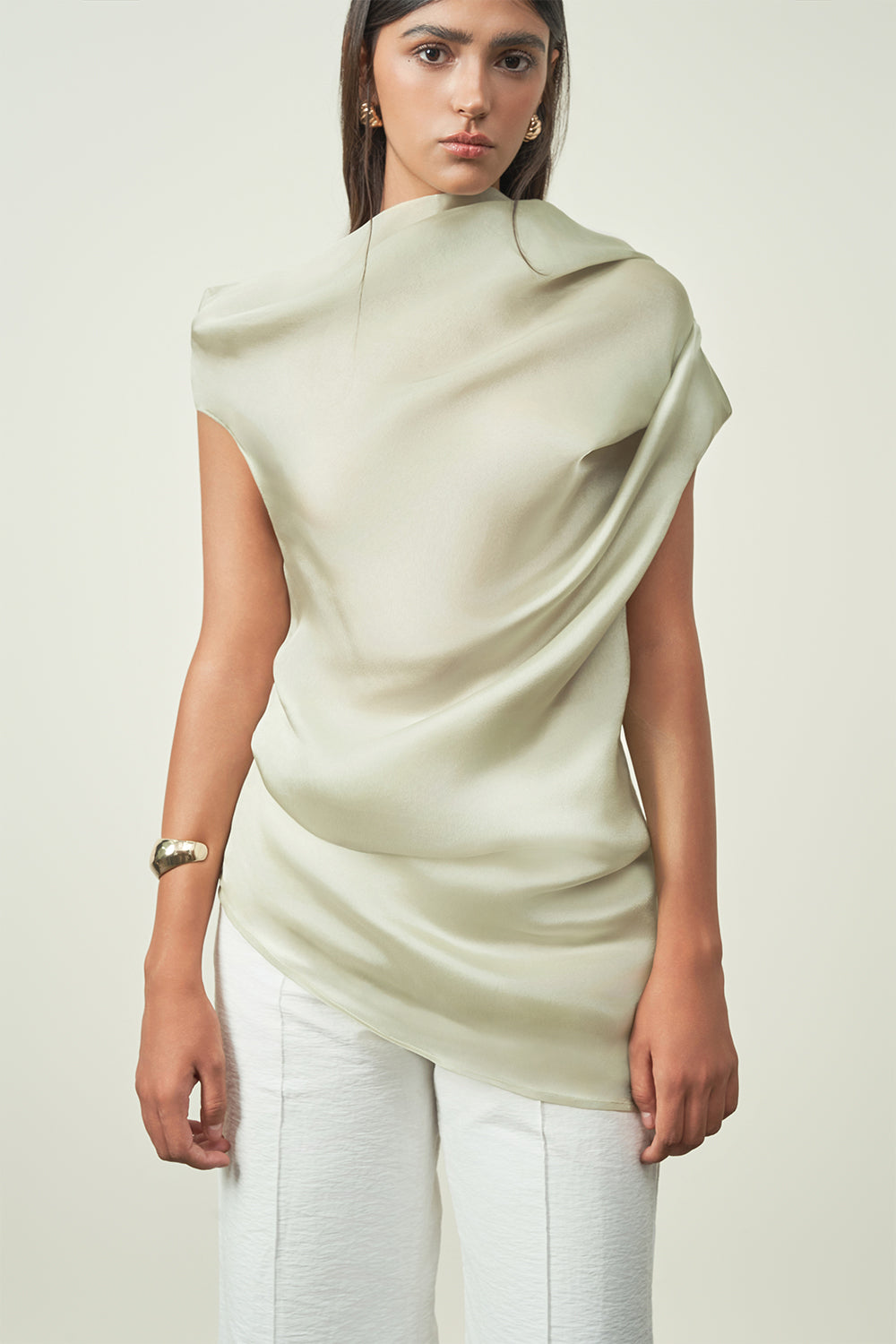 Diep Straight Asymmetric Neck Silk Organza Top