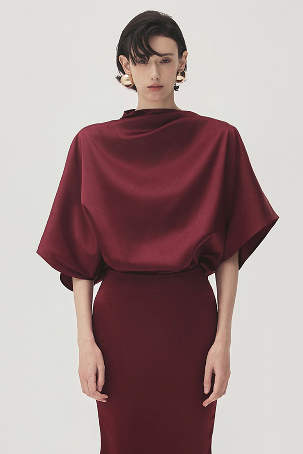 Xuan Di Straight Batwing Sleeved Satin Top