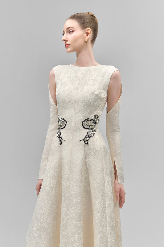 Velithia A-line Boat Neck Lace Floor Length Dress