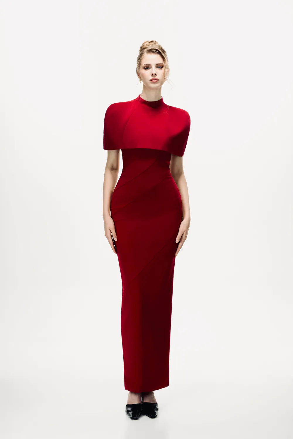 Seriora Dress with Cape