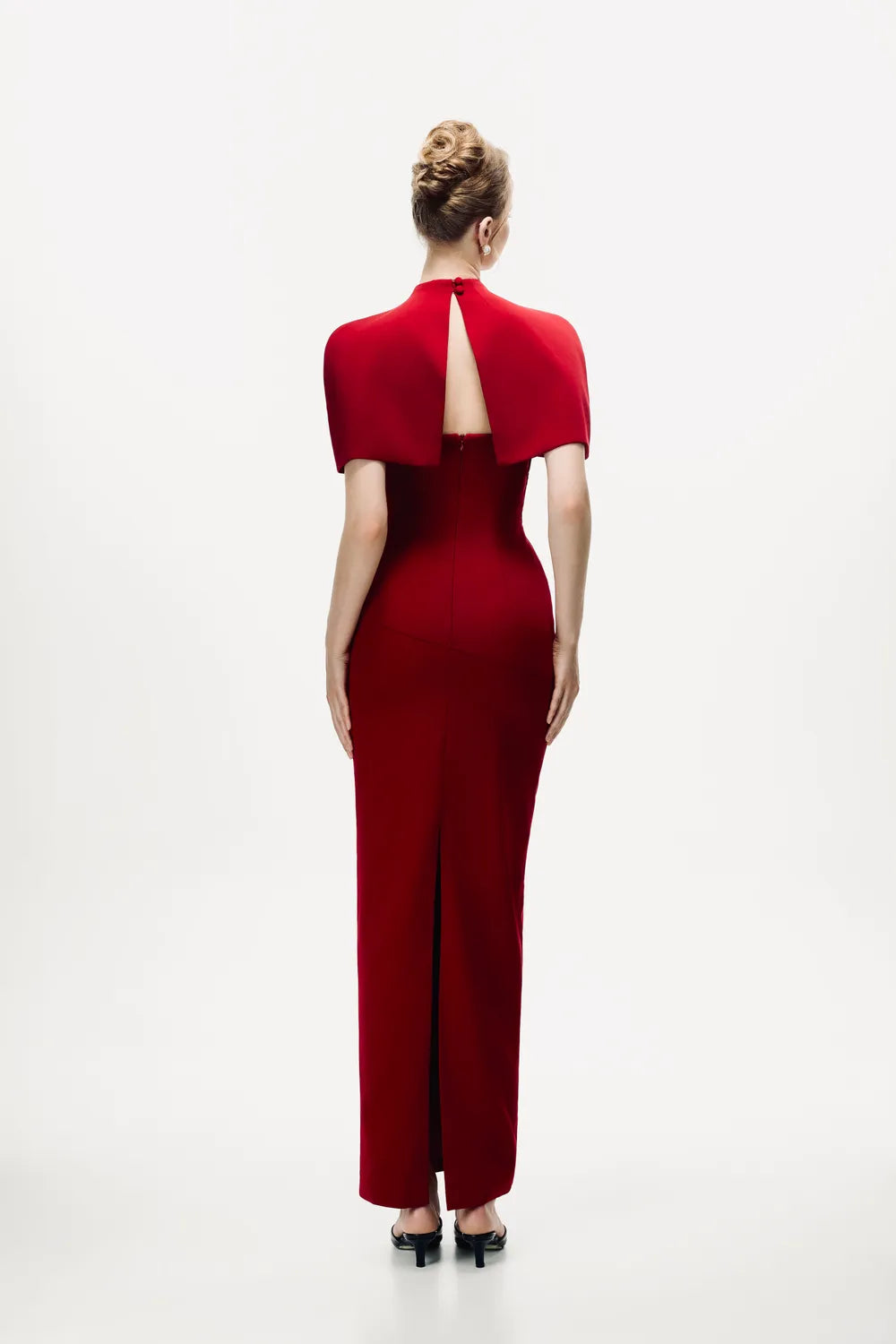 Seriora Dress with Cape