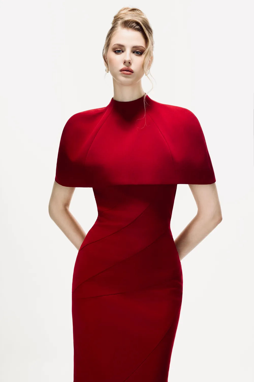Seriora Dress with Cape