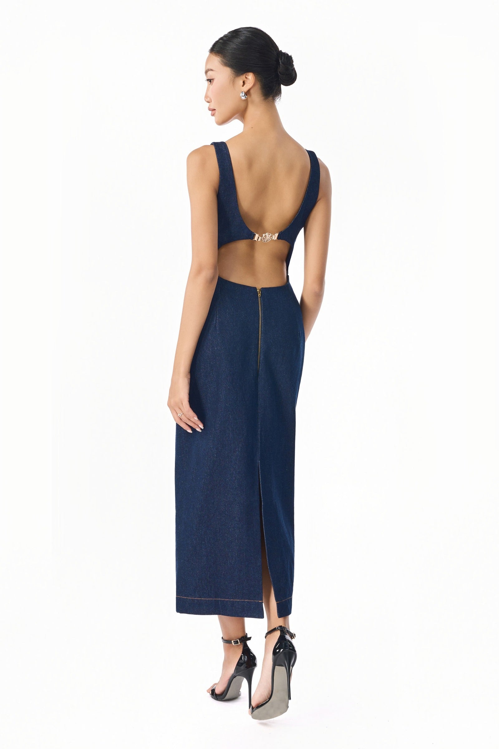 Vela Scoop Neck Midi Dress