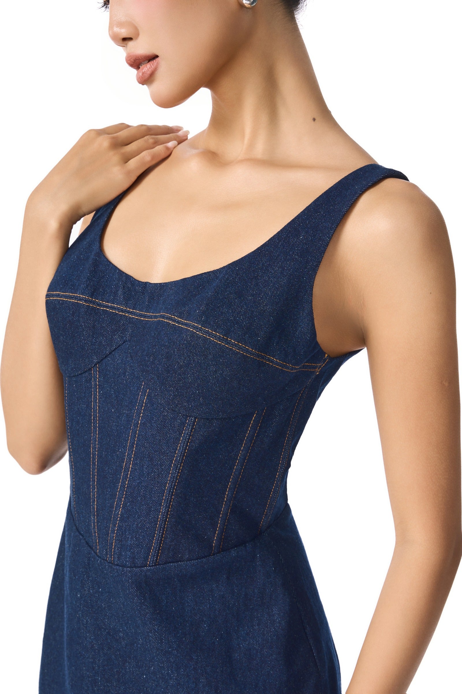 Vela Scoop Neck Midi Dress