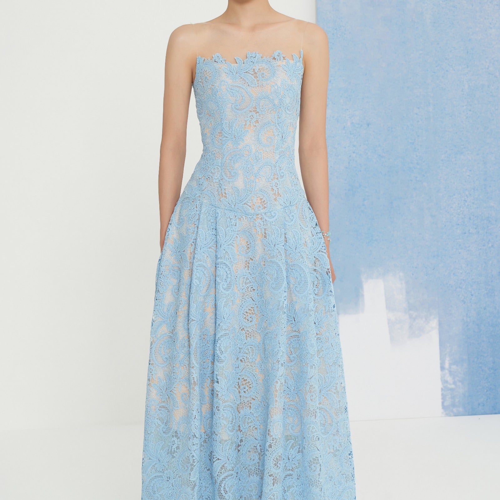 Nely Lace Maxi Dress - MEAN BLVD