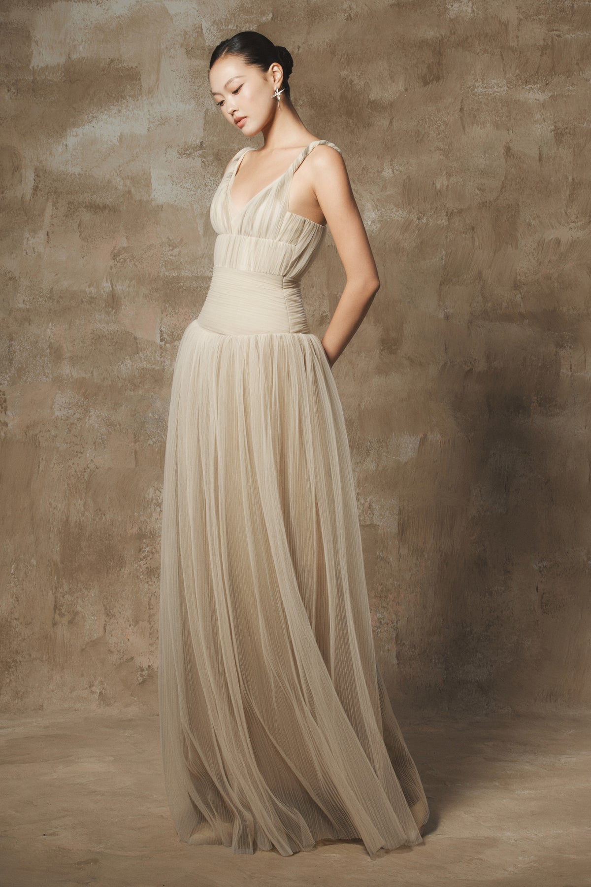 Onnie V-Neck Maxi Dress