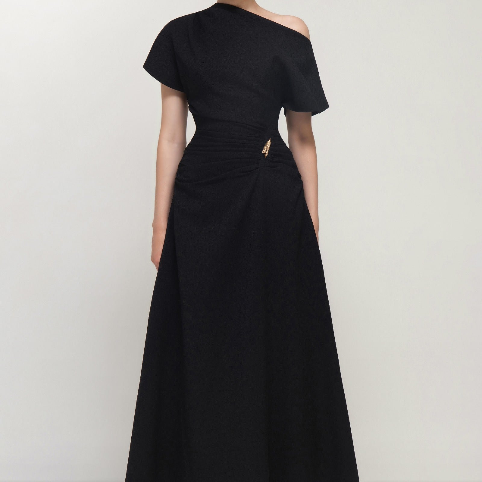 Olivia Asymmetric Neck Maxi Dress - MEAN BLVD