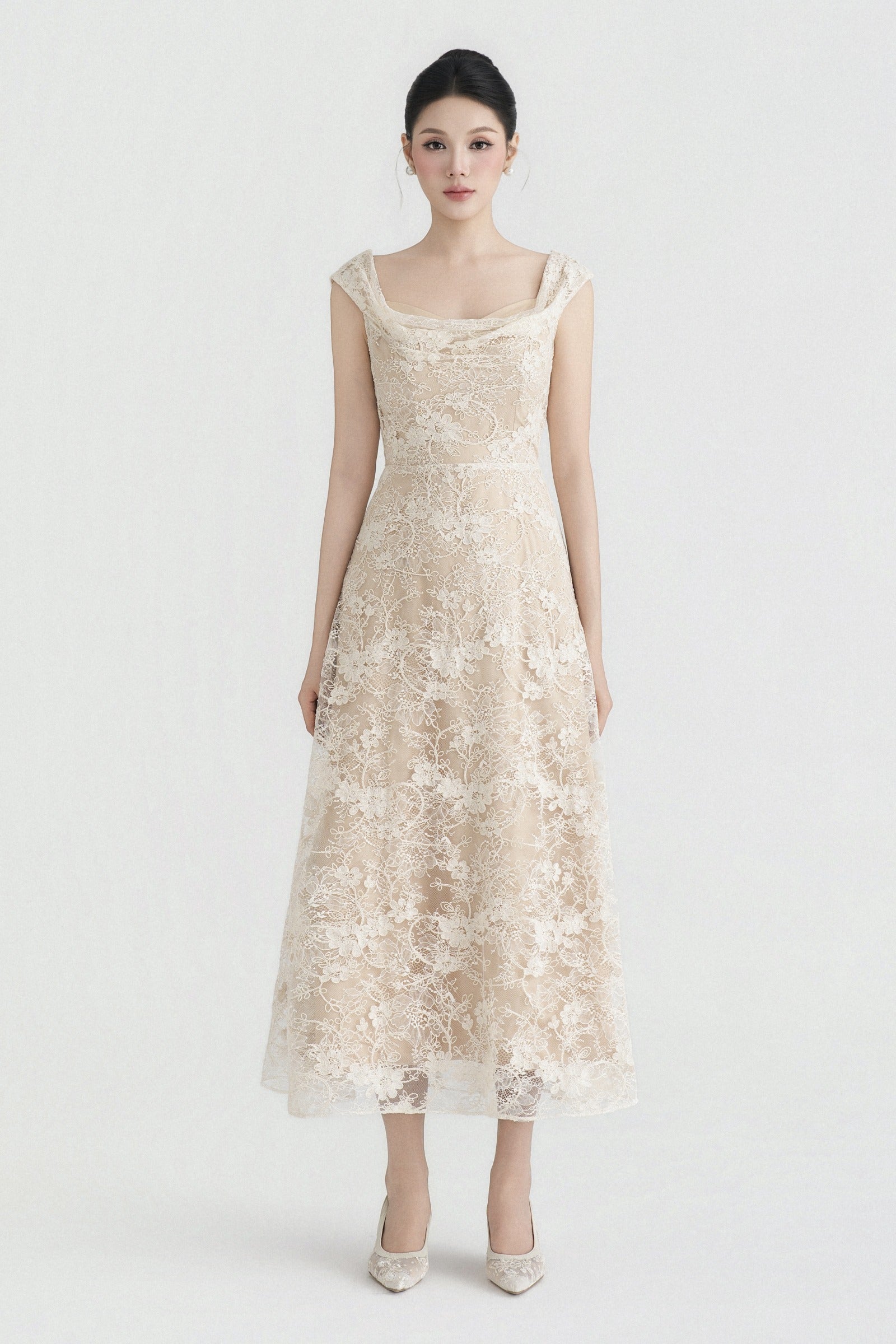 Orlisse Applique Midi Dress - MEAN BLVD