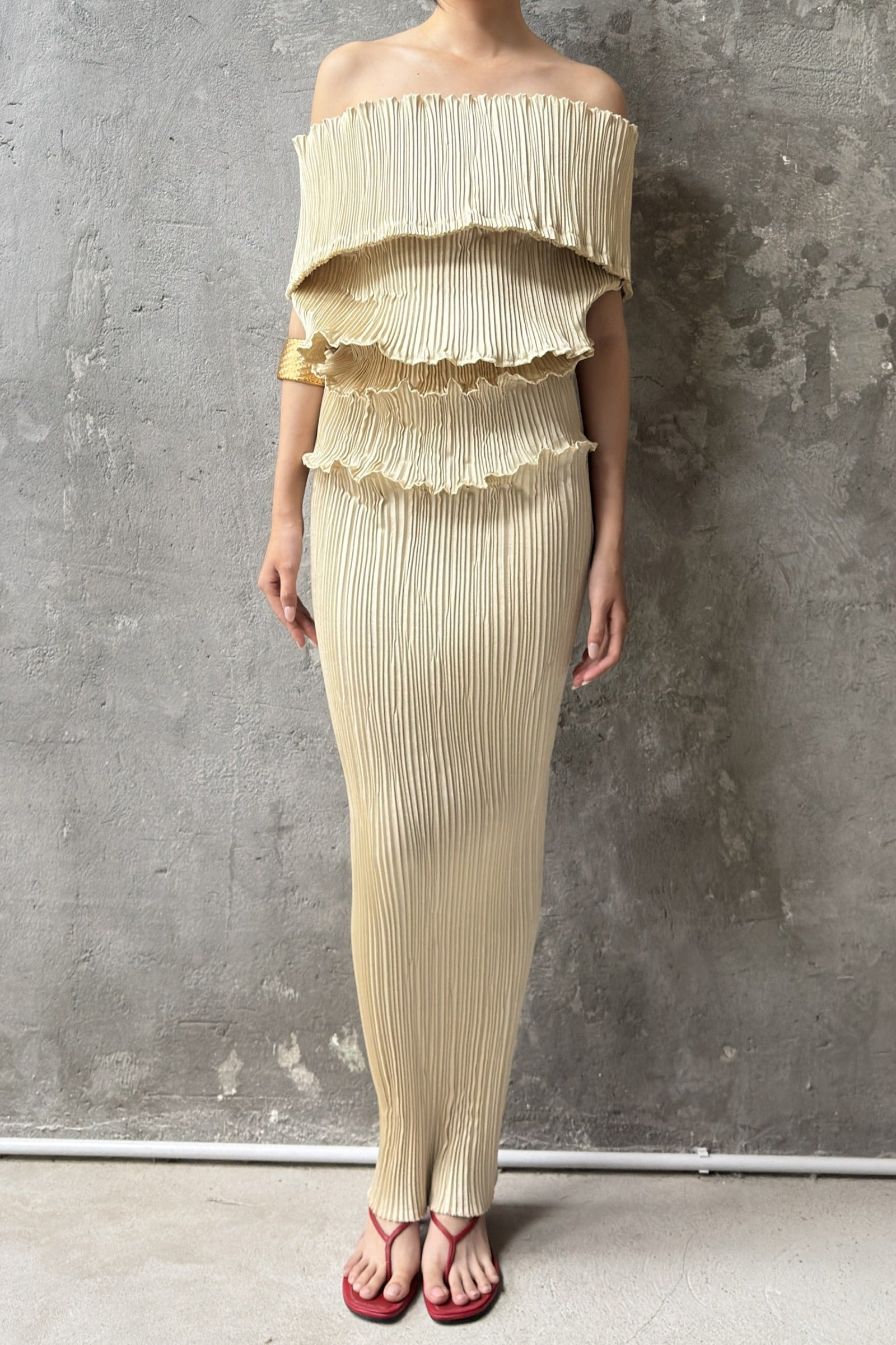 Oryelle Off-Shoulder Midi Dress - MEAN BLVD