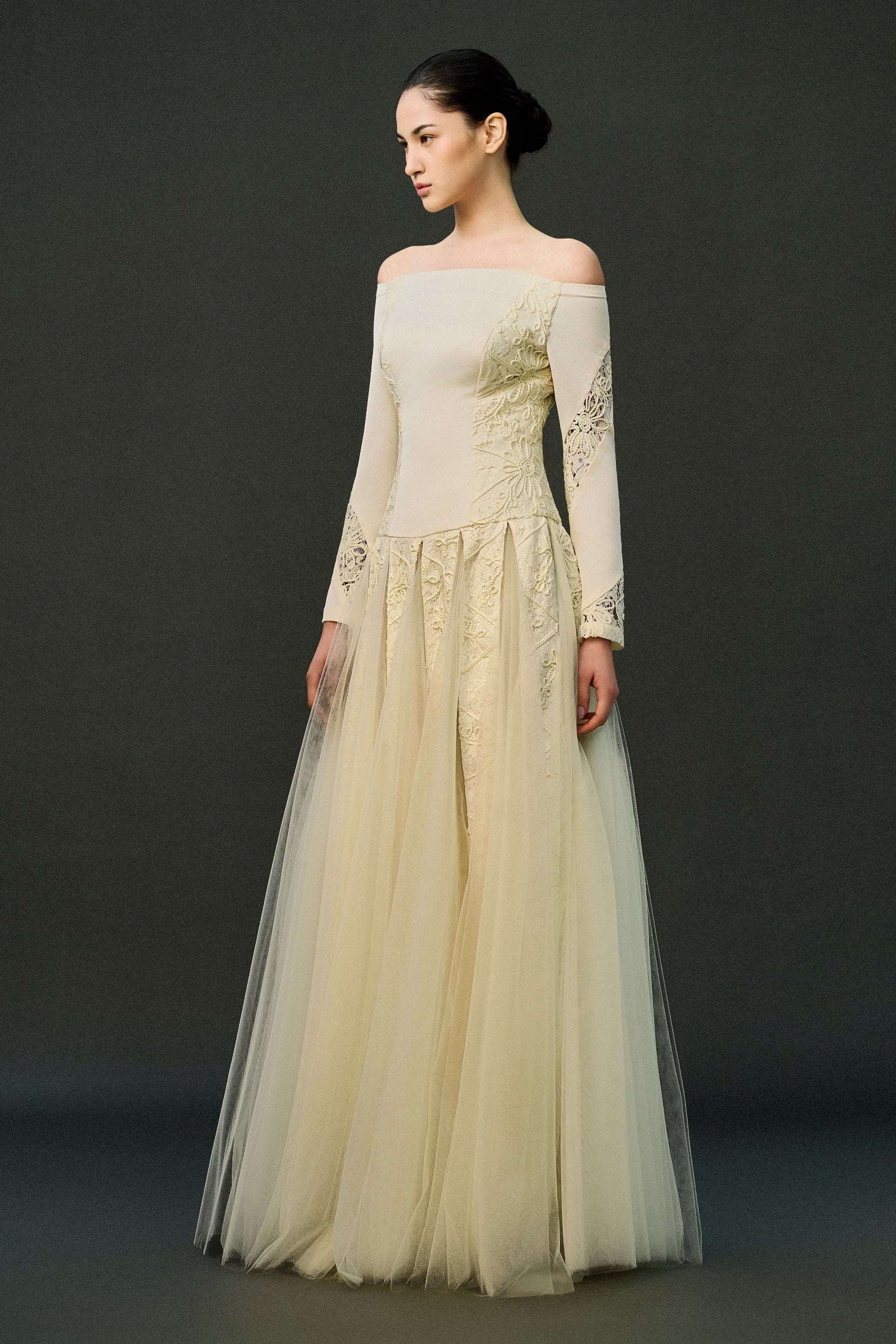 Elira Embroidery Maxi Dress