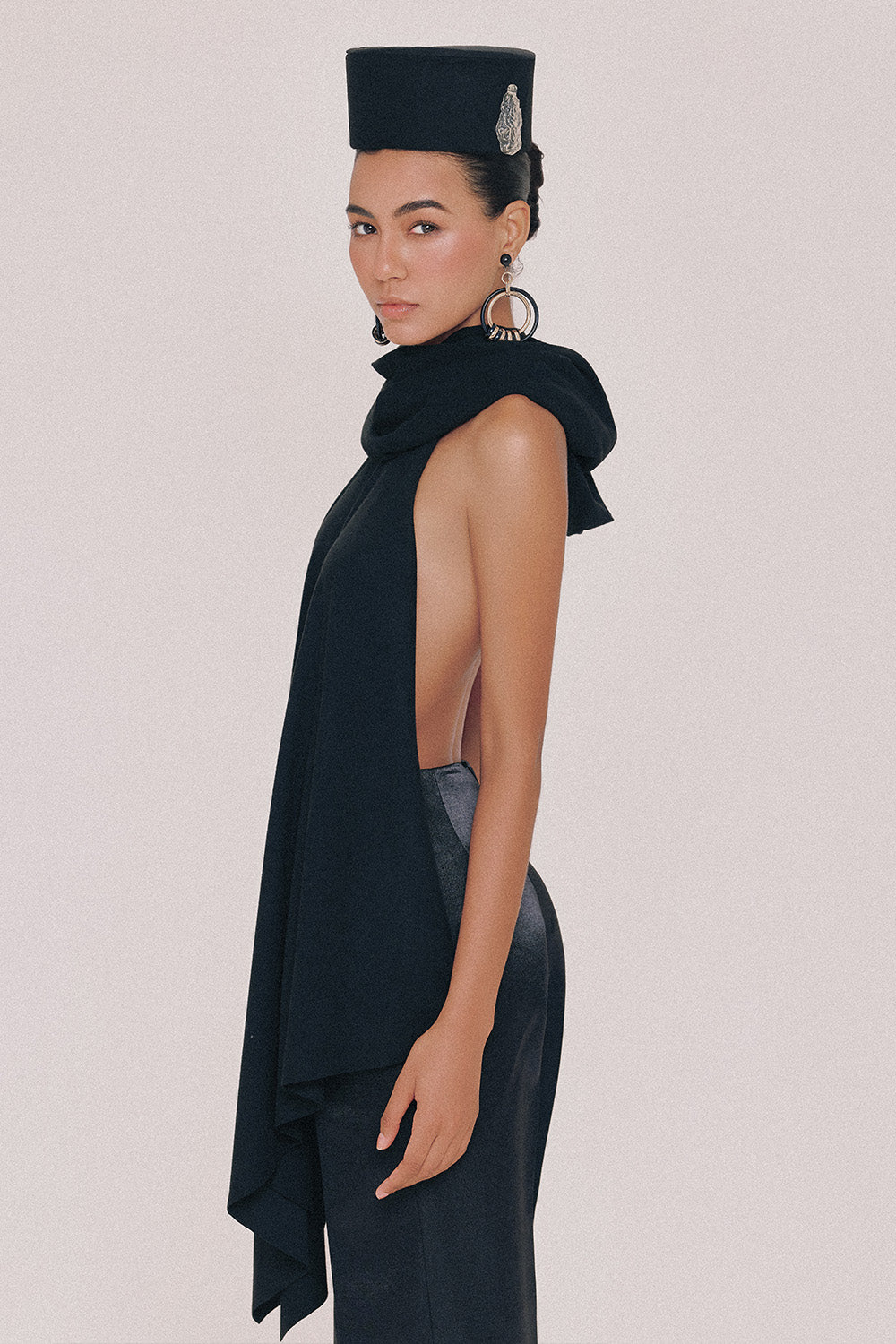 Sebas Trapezoid Scarf Neck Cotton Top