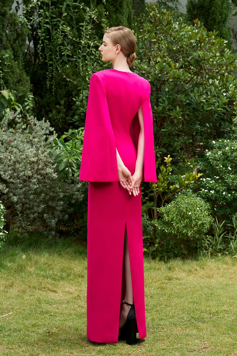 Nia Sheath Slit Sleeved Crepe Floor Length Dress