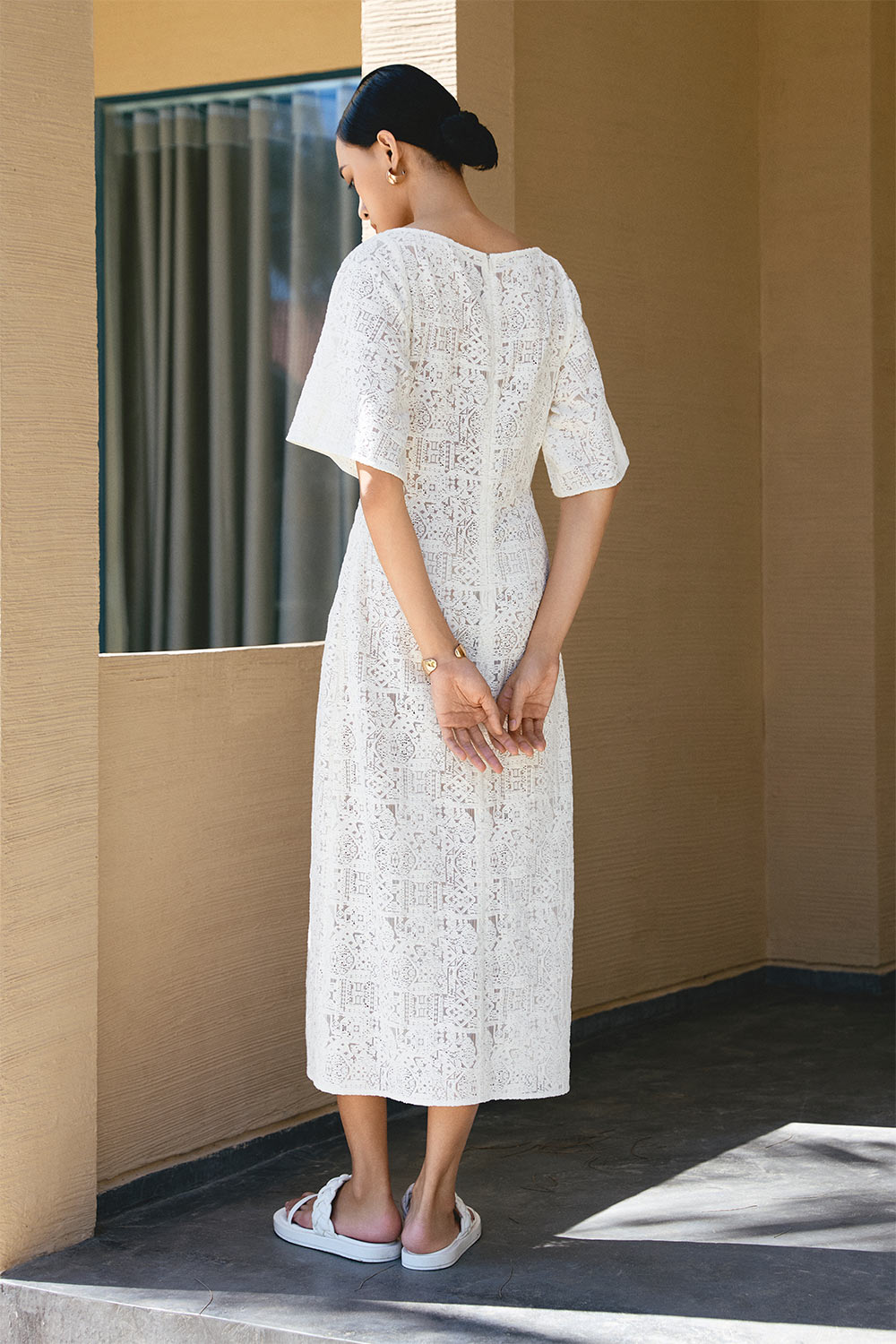 Khaleesi Sheath V-Neck Cotton Lace Midi Dress