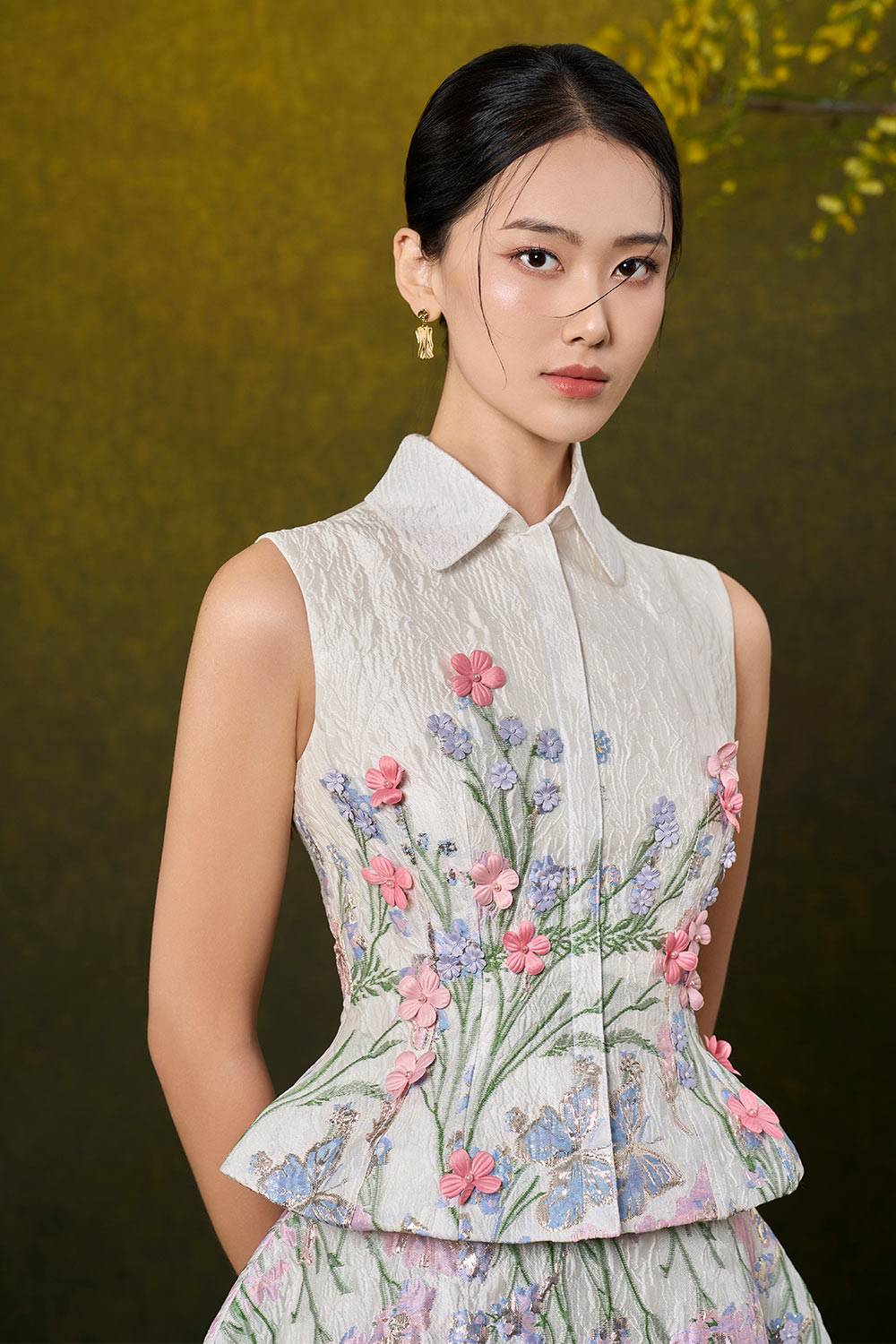 Kairi Peplum Sleeveless Damask Top