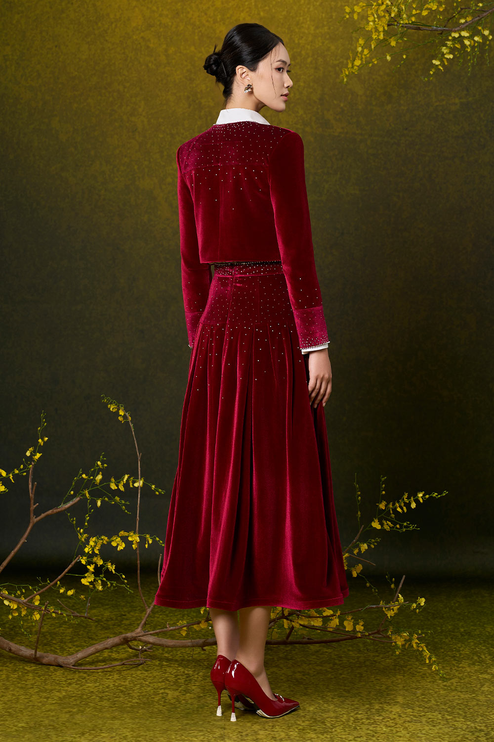 Salma Cropped Bead Velvet Jacket