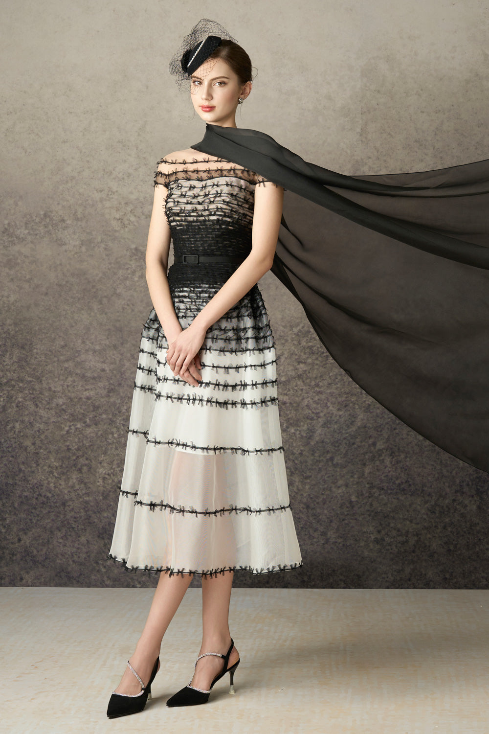 Noelis A-line Illusion Neck Mesh Lace Midi Dress