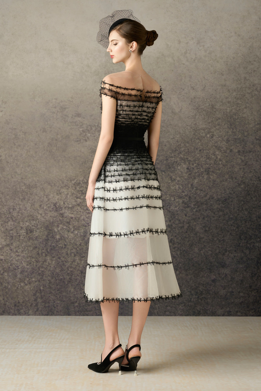 Noelis A-line Illusion Neck Mesh Lace Midi Dress