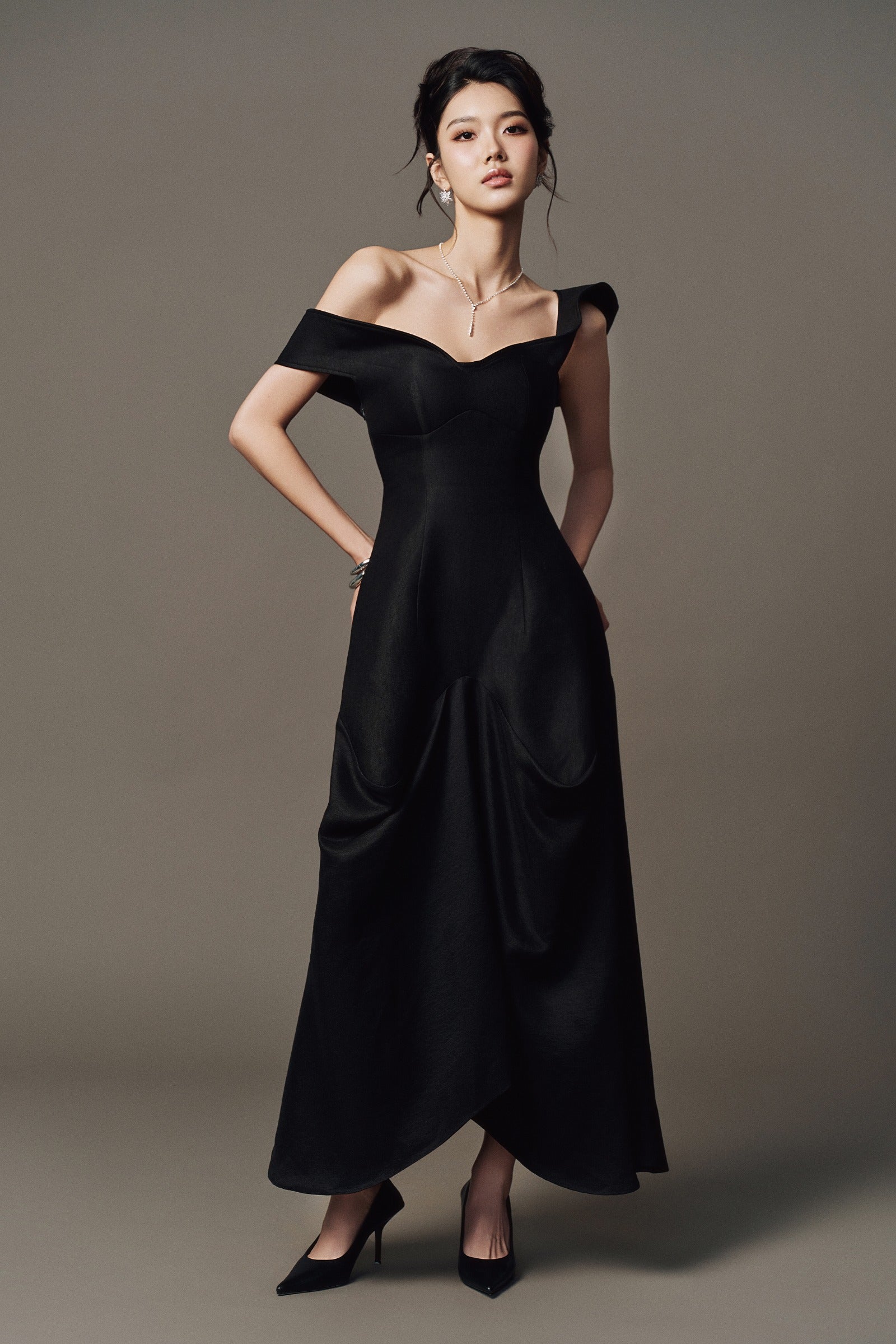 Lior Asymmetric Neck Midi Dress Burgundy / XS