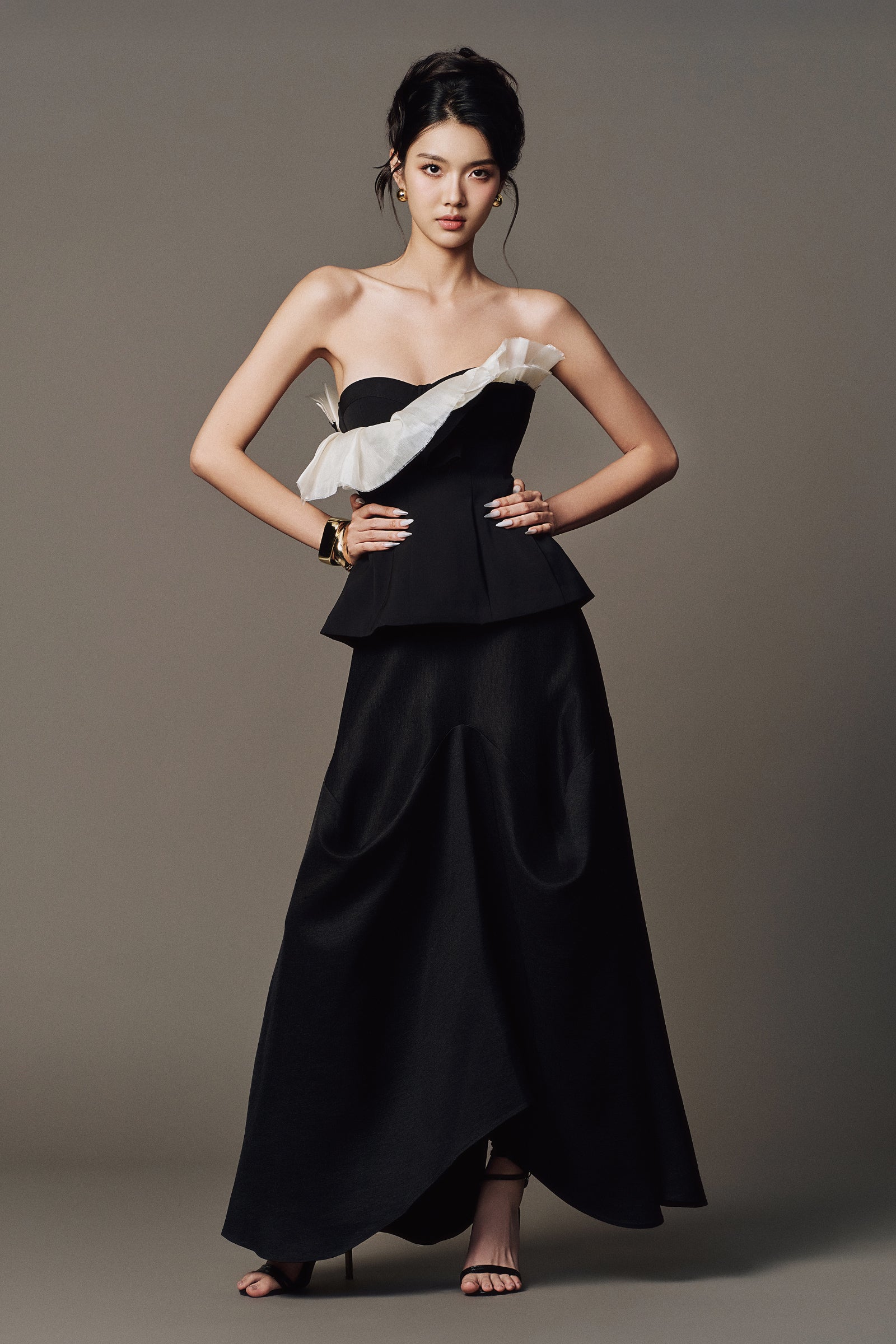 Roule Ruffle Top