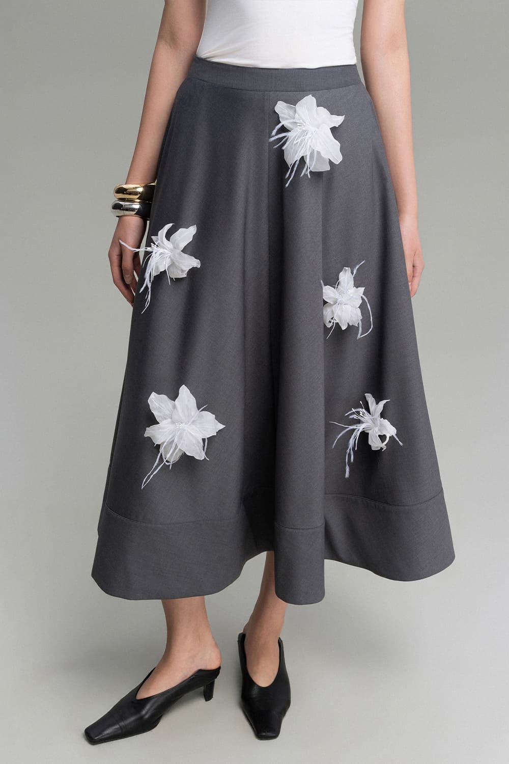 Carlyn A-line Flower Applique Twill Silk Calf Length Skirt