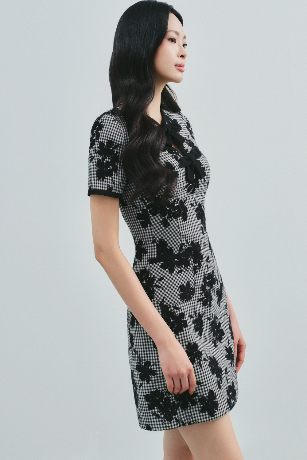 Safiyah Keyhole Ribbon Mini Dress - MEAN BLVD