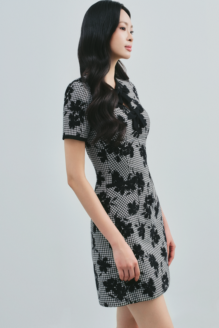 Safiyah Keyhole Ribbon Mini Dress - MEAN BLVD