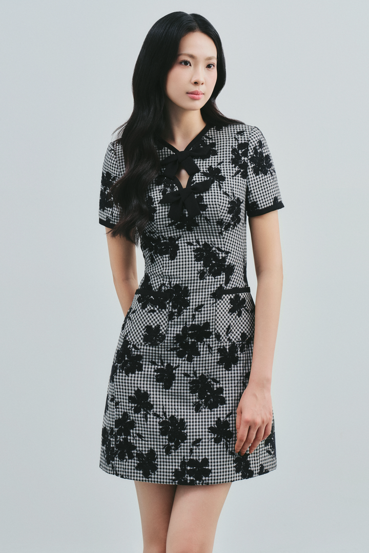 Safiyah Keyhole Ribbon Mini Dress - MEAN BLVD