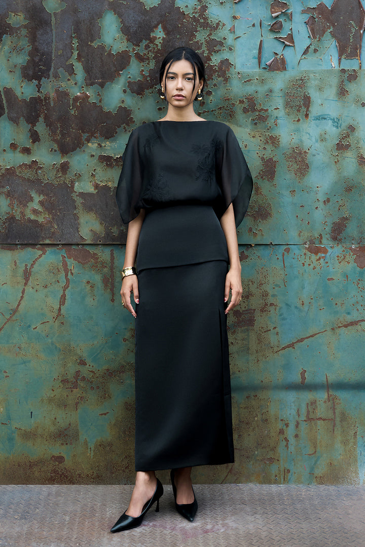 Scarlett Butterfly Sleeve Embroidery Top - MEAN BLVD