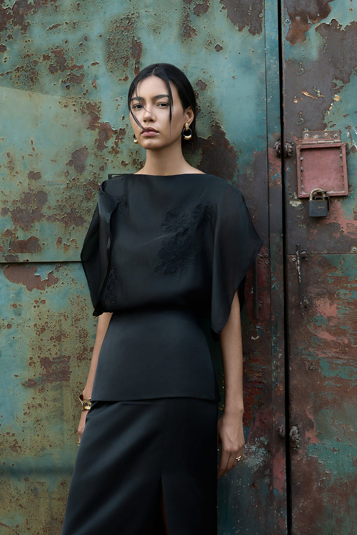 Scarlett Butterfly Sleeve Embroidery Top - MEAN BLVD