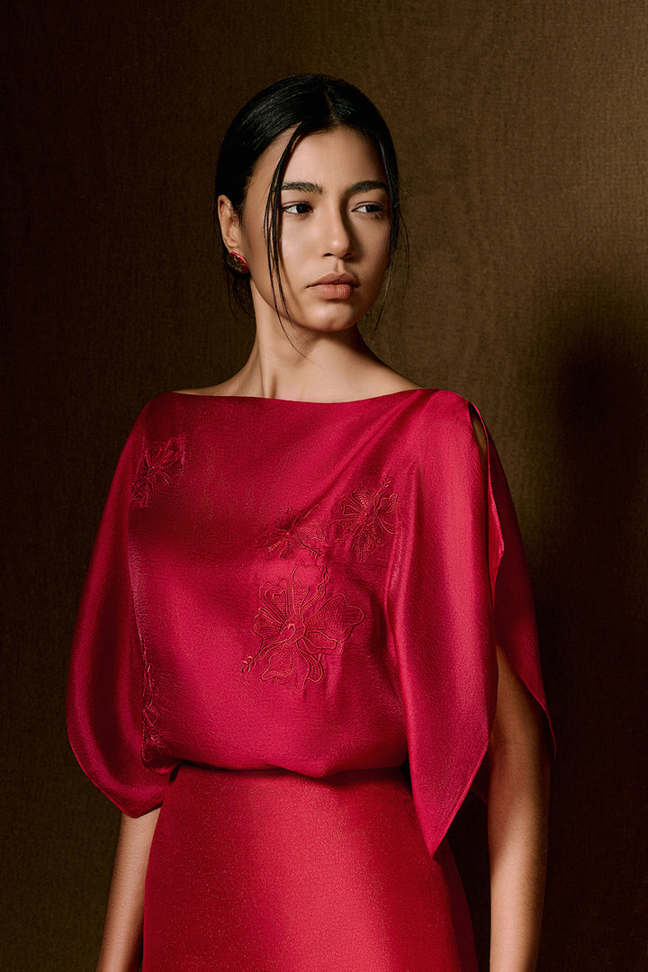 Scarlett Butterfly Sleeve Embroidery Top - MEAN BLVD