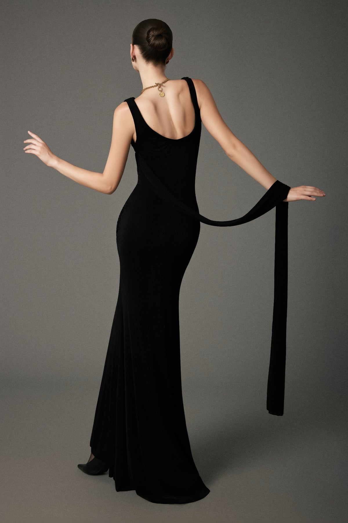 Sen V-Neck Maxi Dress