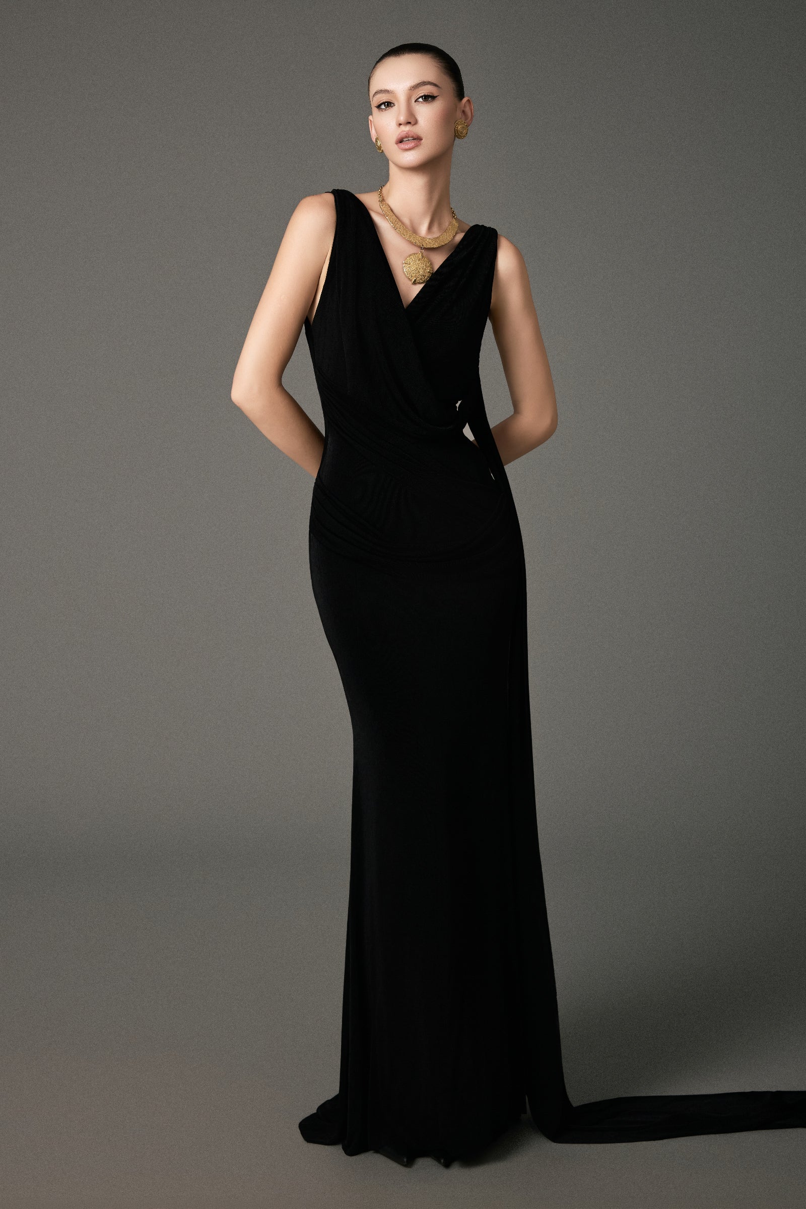 Sen V-Neck Maxi Dress - MEAN BLVD