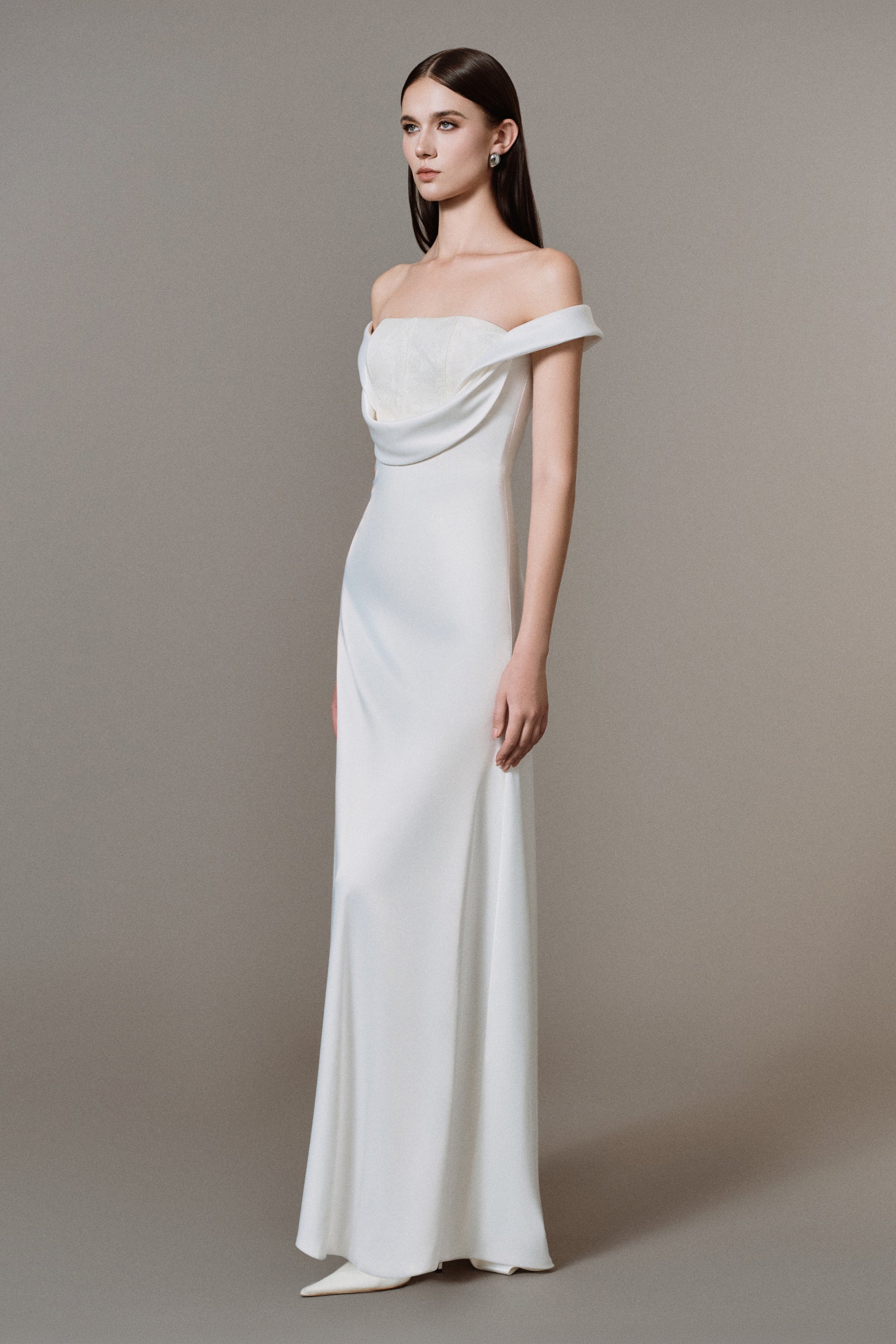 Sera Off-Shoulder Maxi Dress