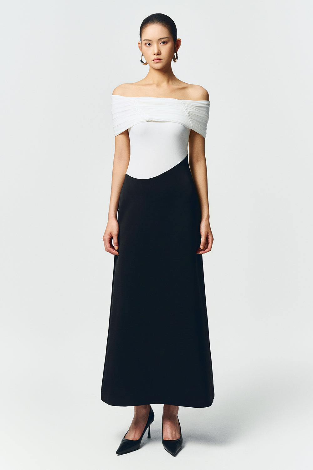 Silvera Off-Shoulder Gathering Maxi Dress - MEAN BLVD