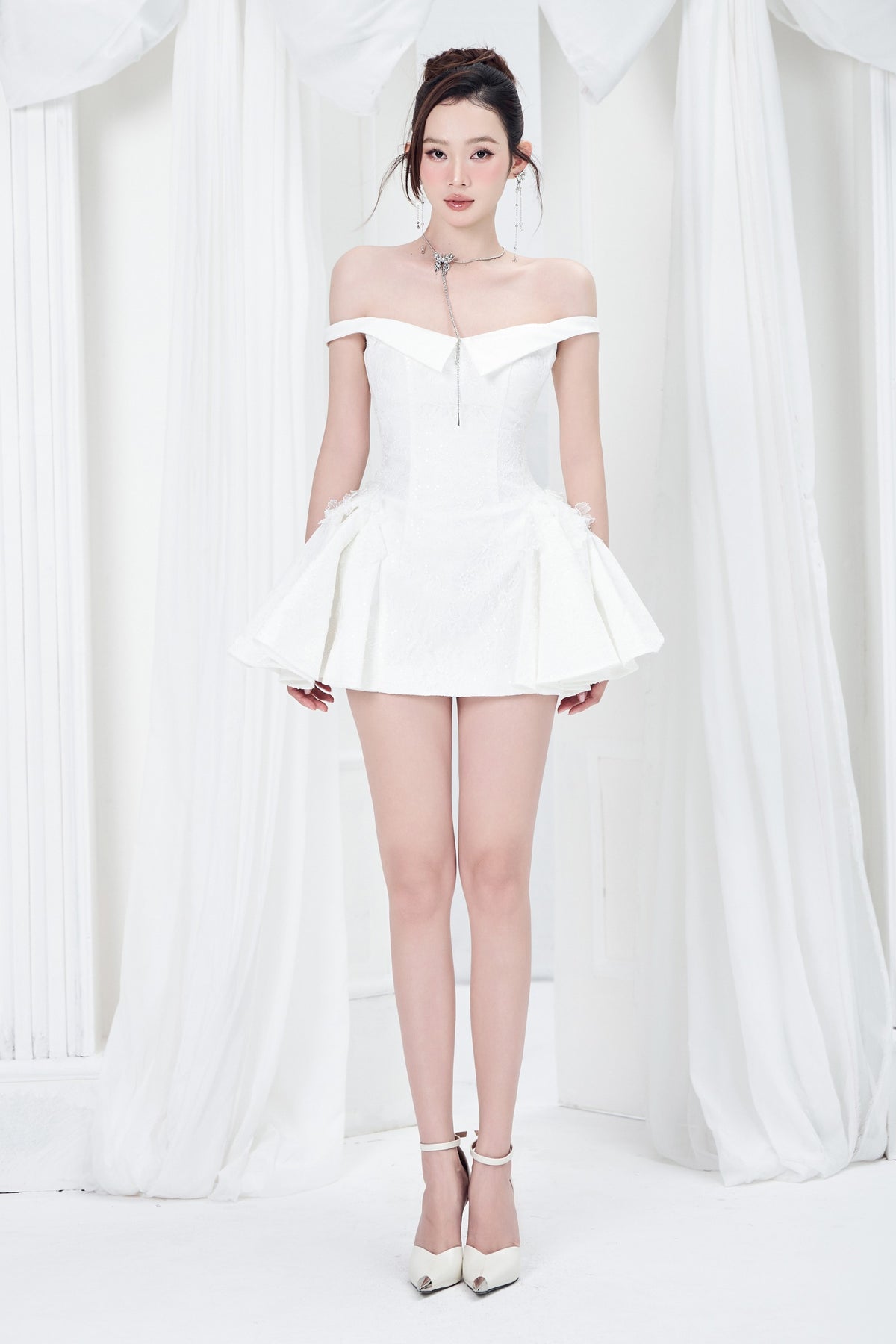 Sinny Off-Shoulder Mini Dress - MEAN BLVD