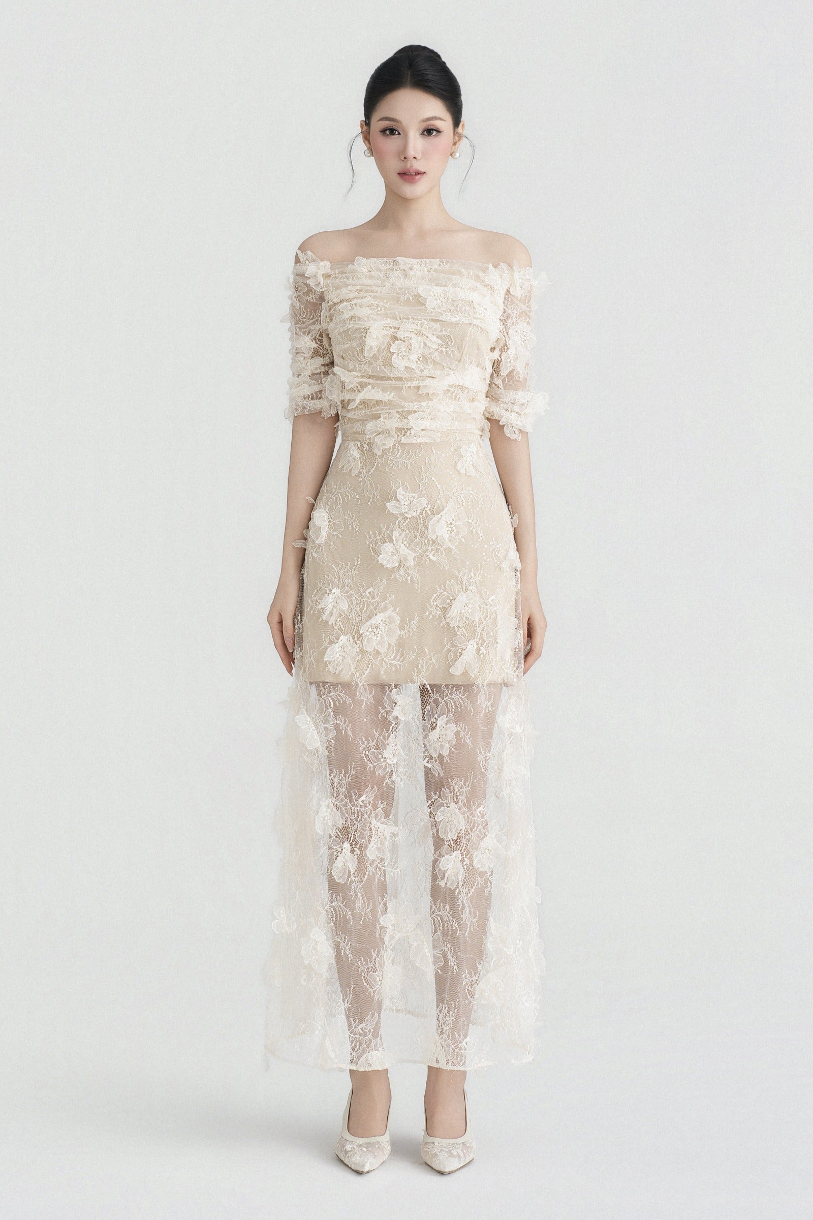 Sollen Applique Midi Dress - MEAN BLVD