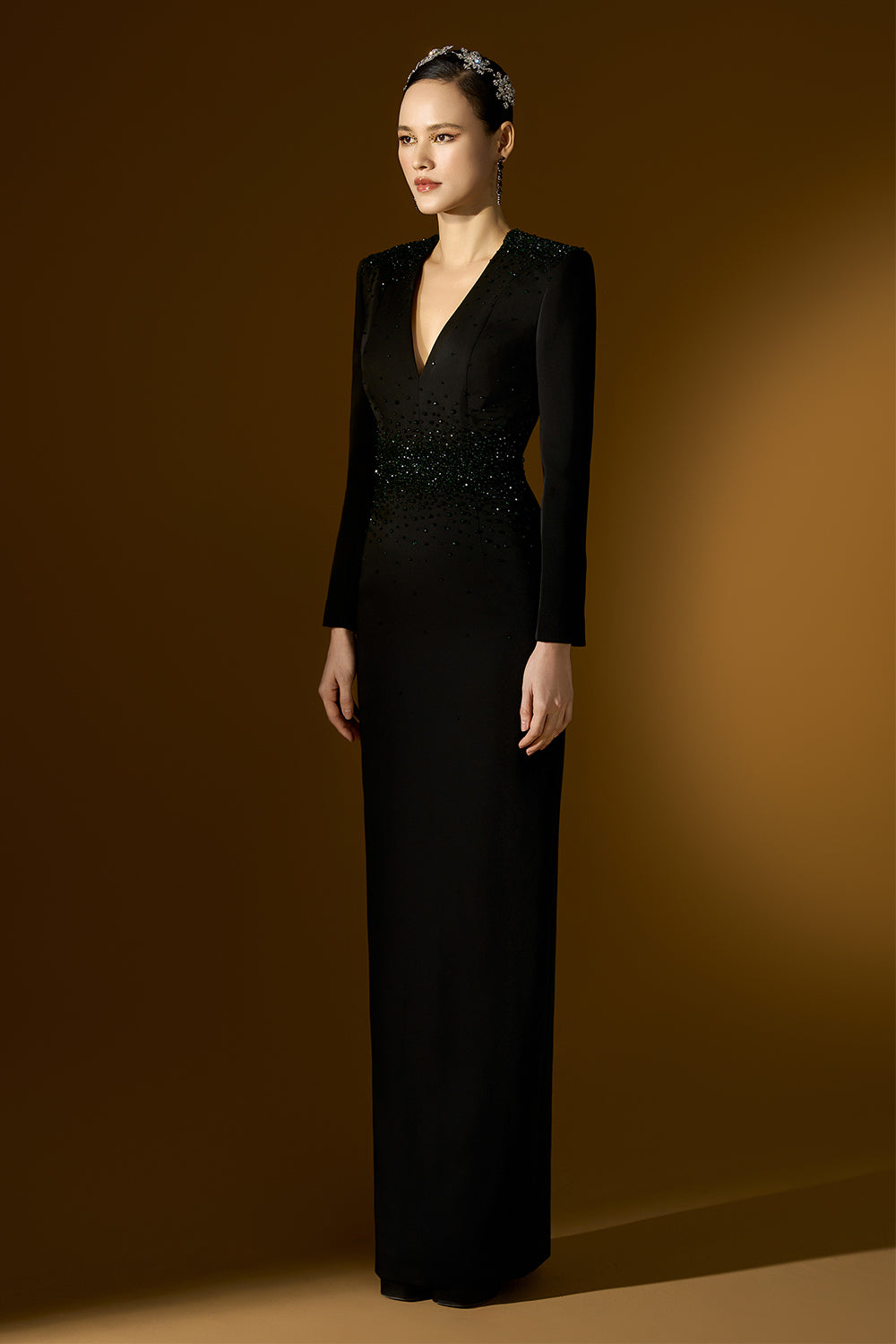 Juliette Sheath Plunge Neck Crepe Floor Length Dress