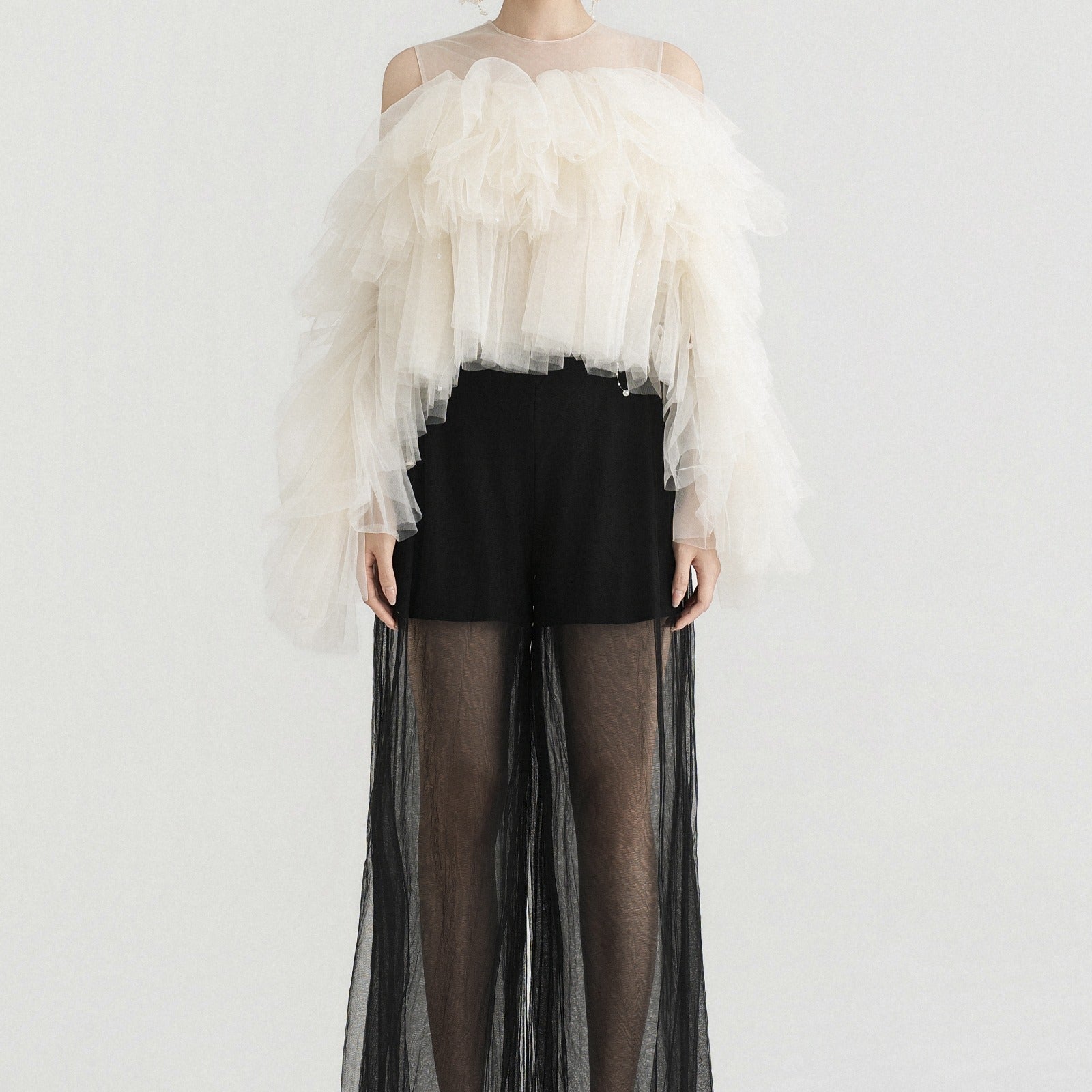 Veria Ruffle Top
