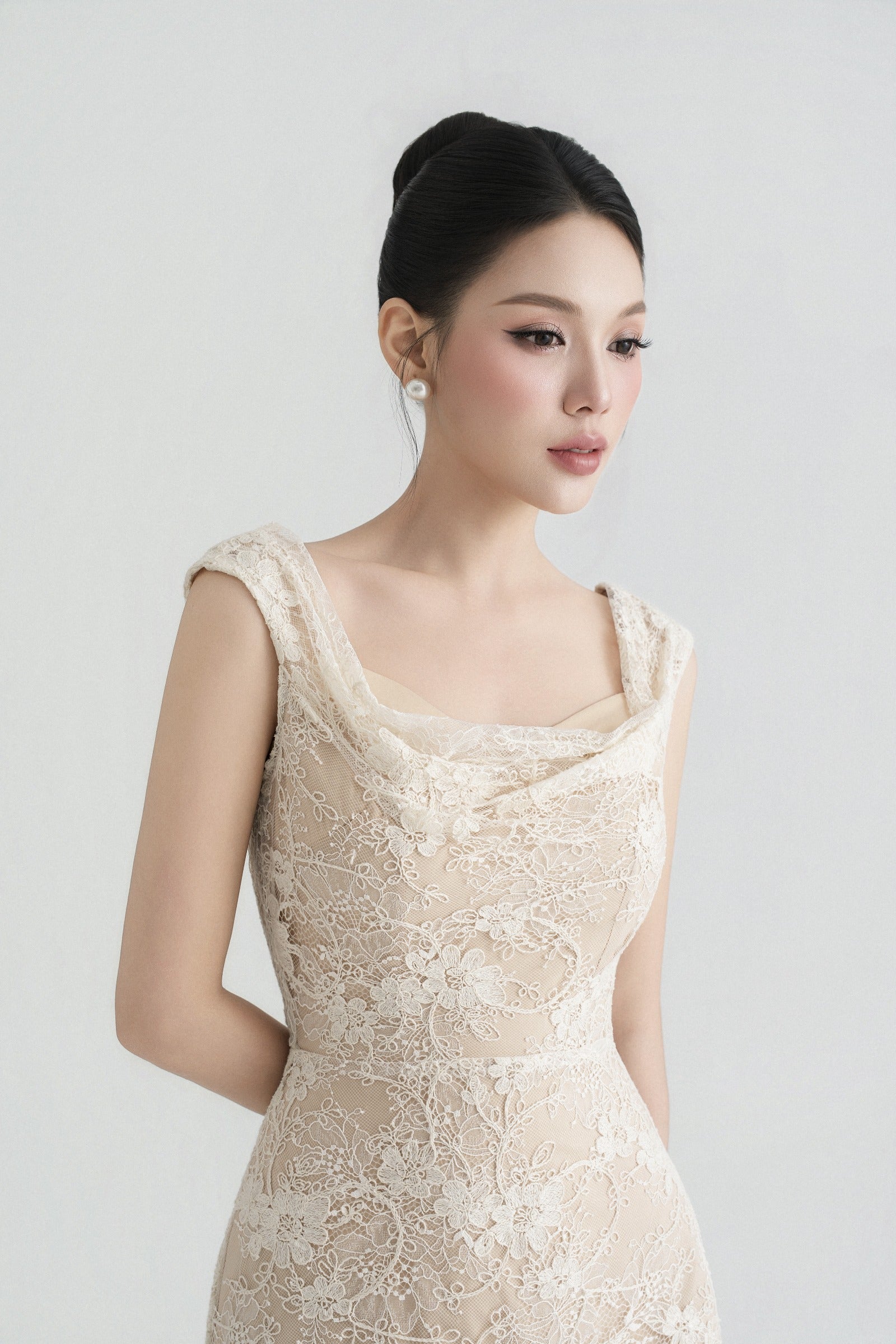 Orlisse Applique Midi Dress