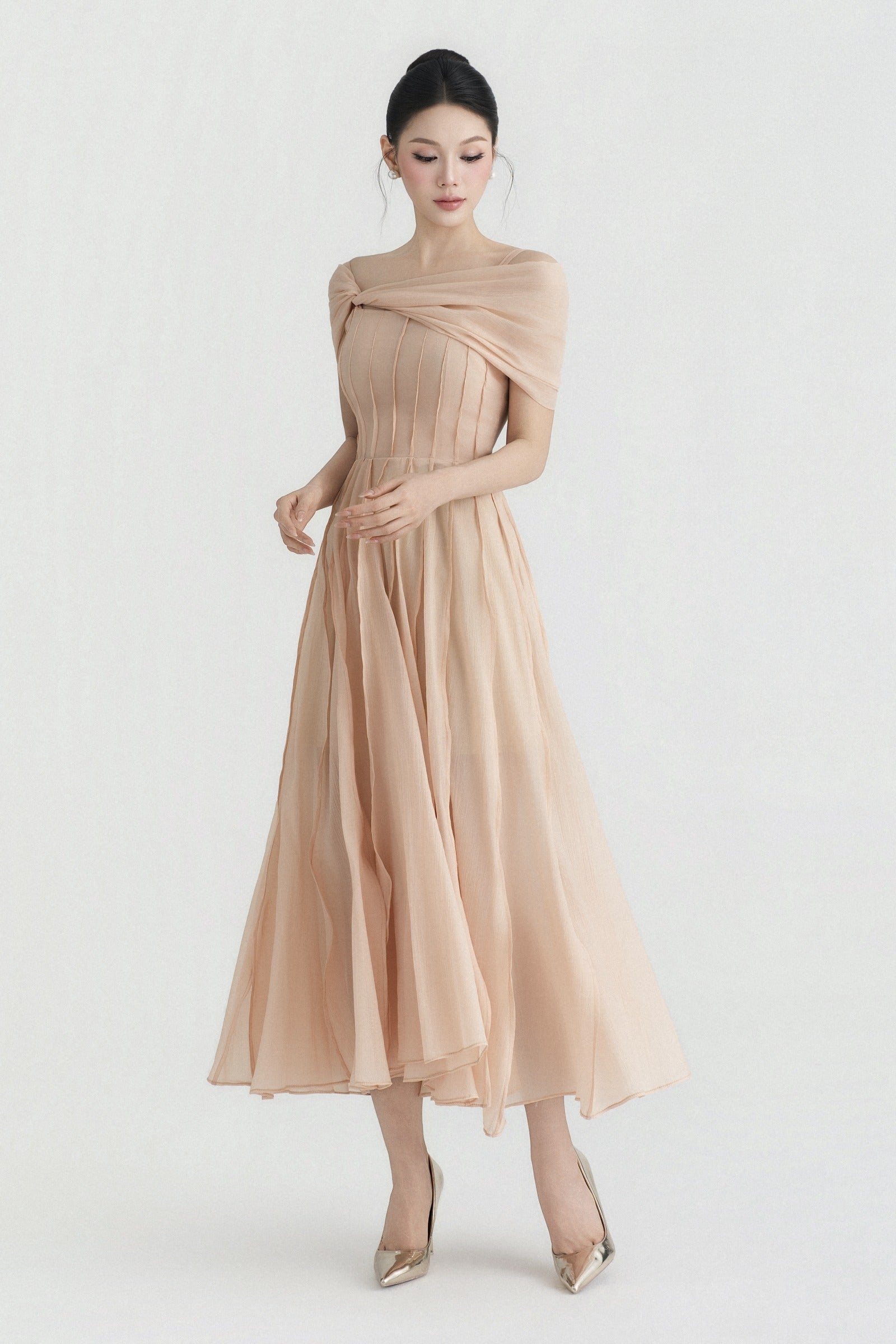 Avenor Pleated Midi Dress