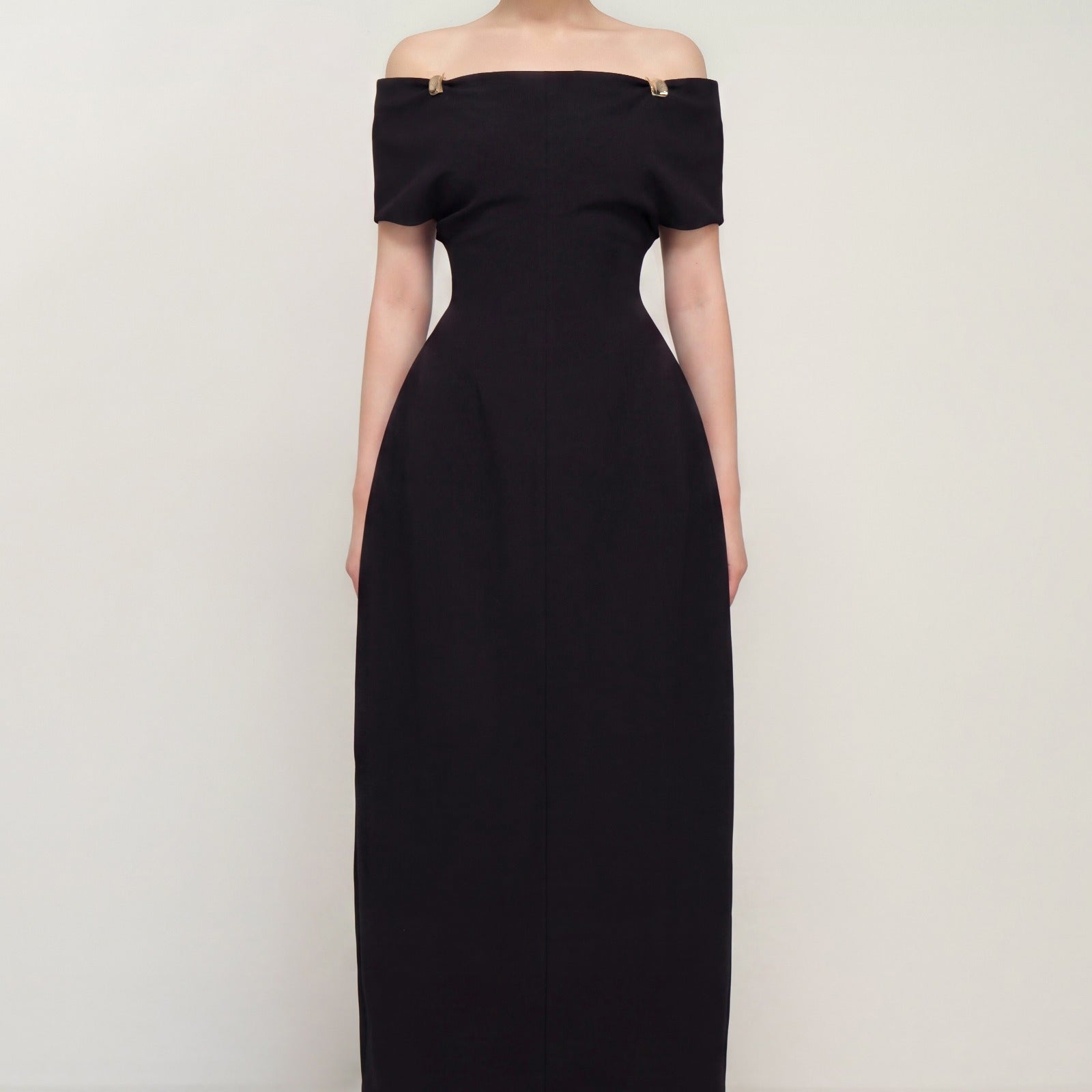 Taylor Off-Shoulder Maxi Dress - MEAN BLVD