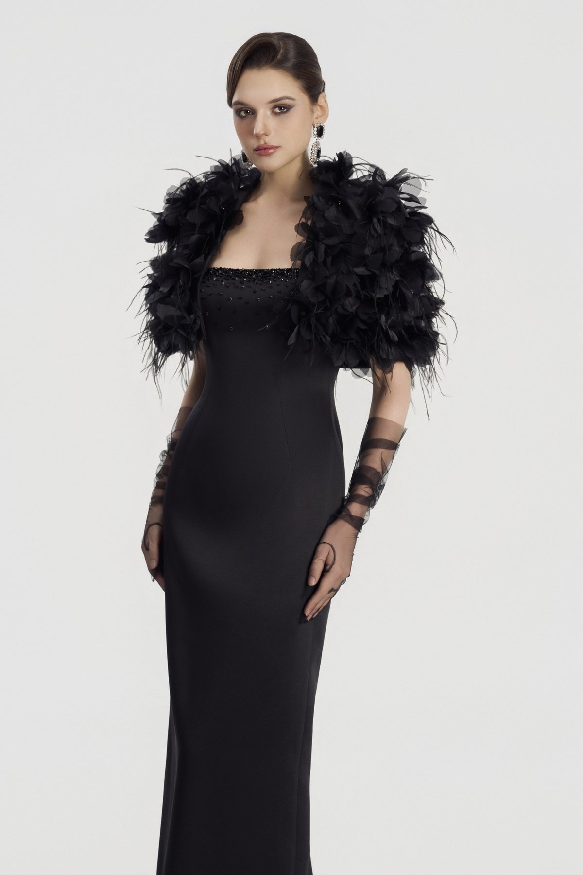 Lysandra Feather Set