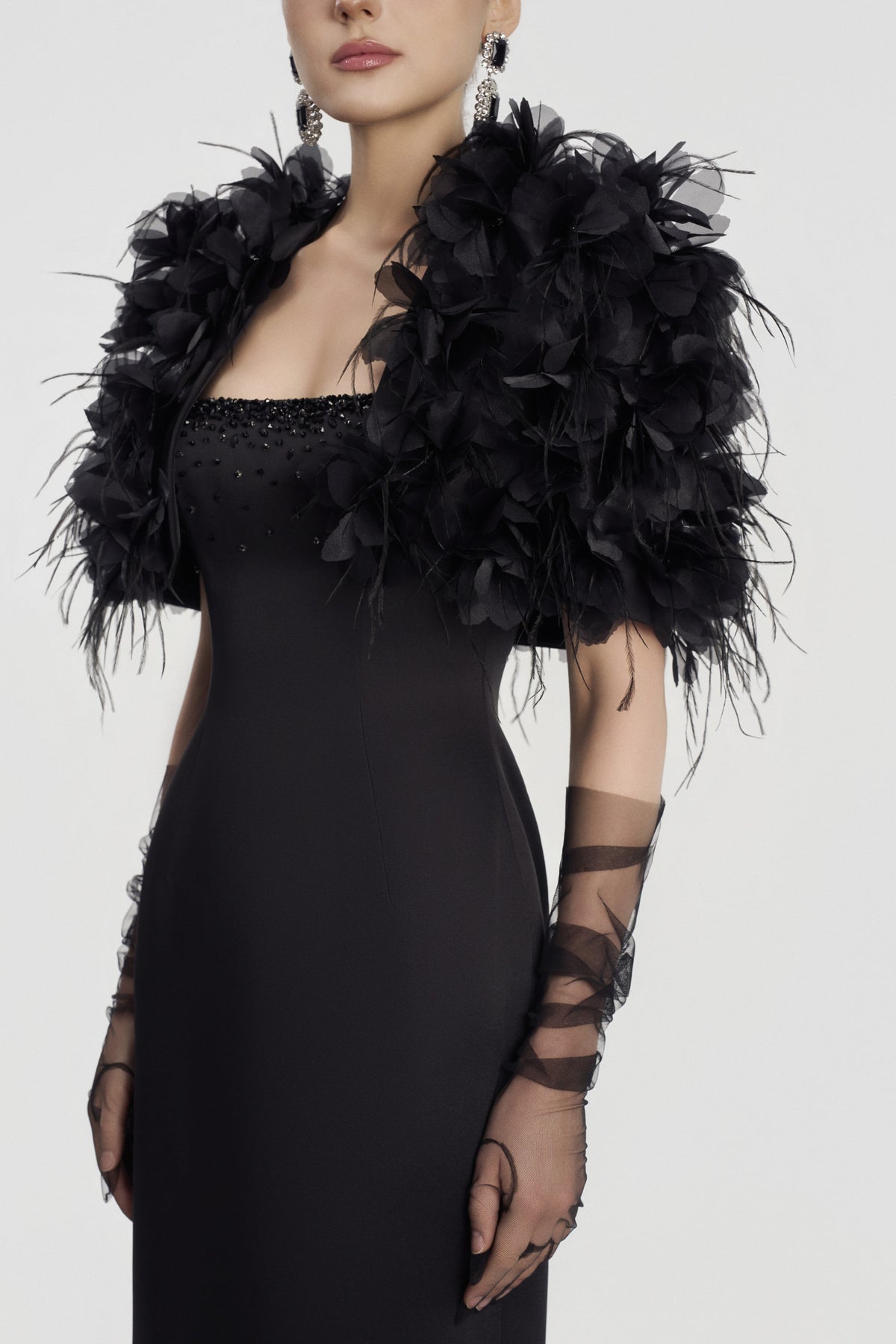 Lysandra Feather Set