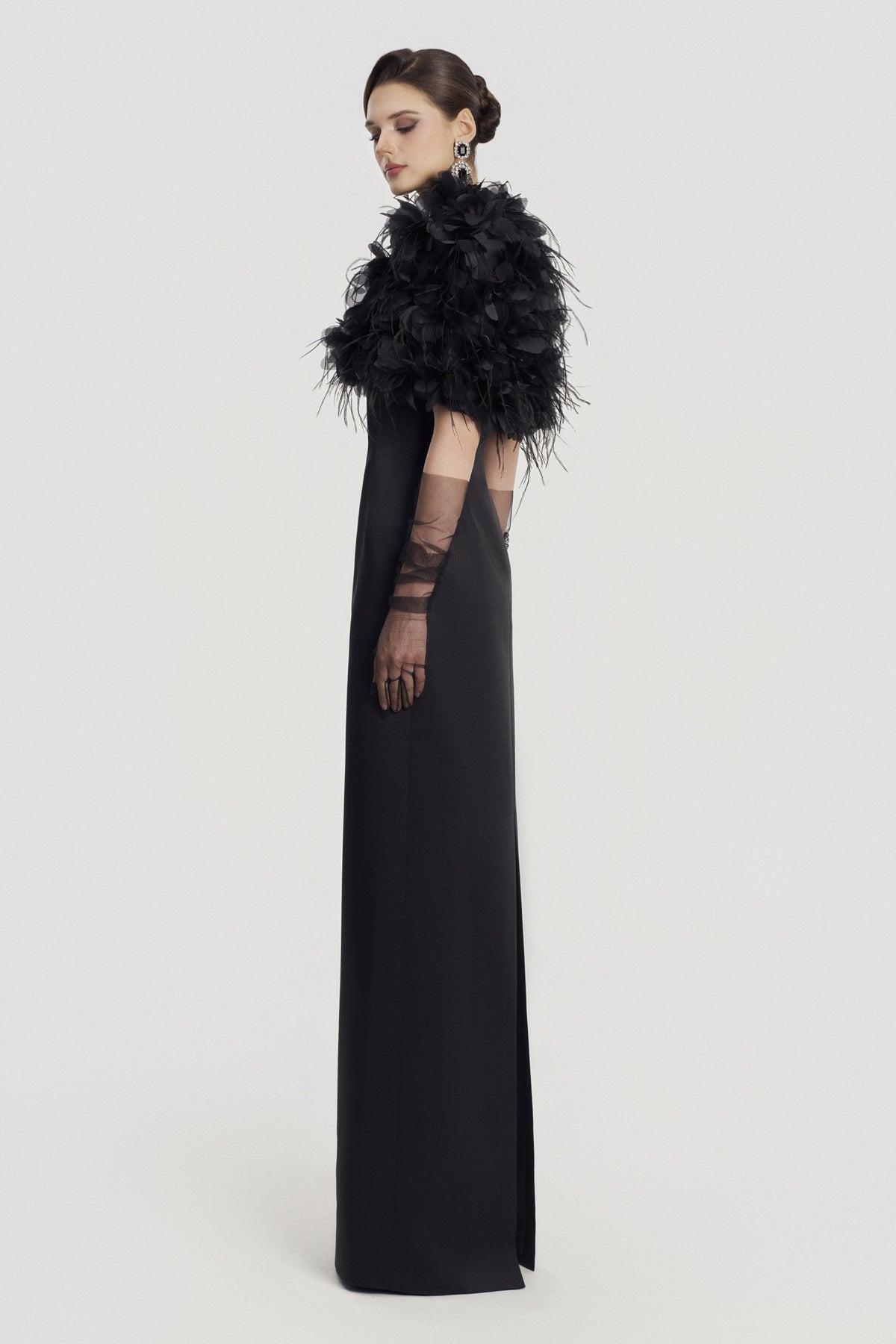 Lysandra Feather Set