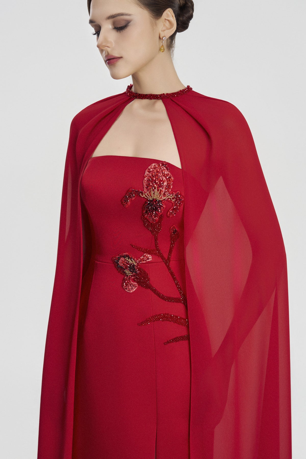 Lyselle Cape Sleeve Set