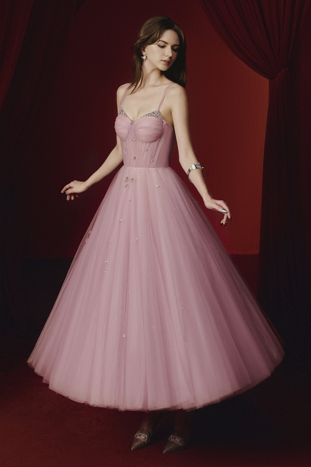 Evelyn Sweetheart Midi Dress