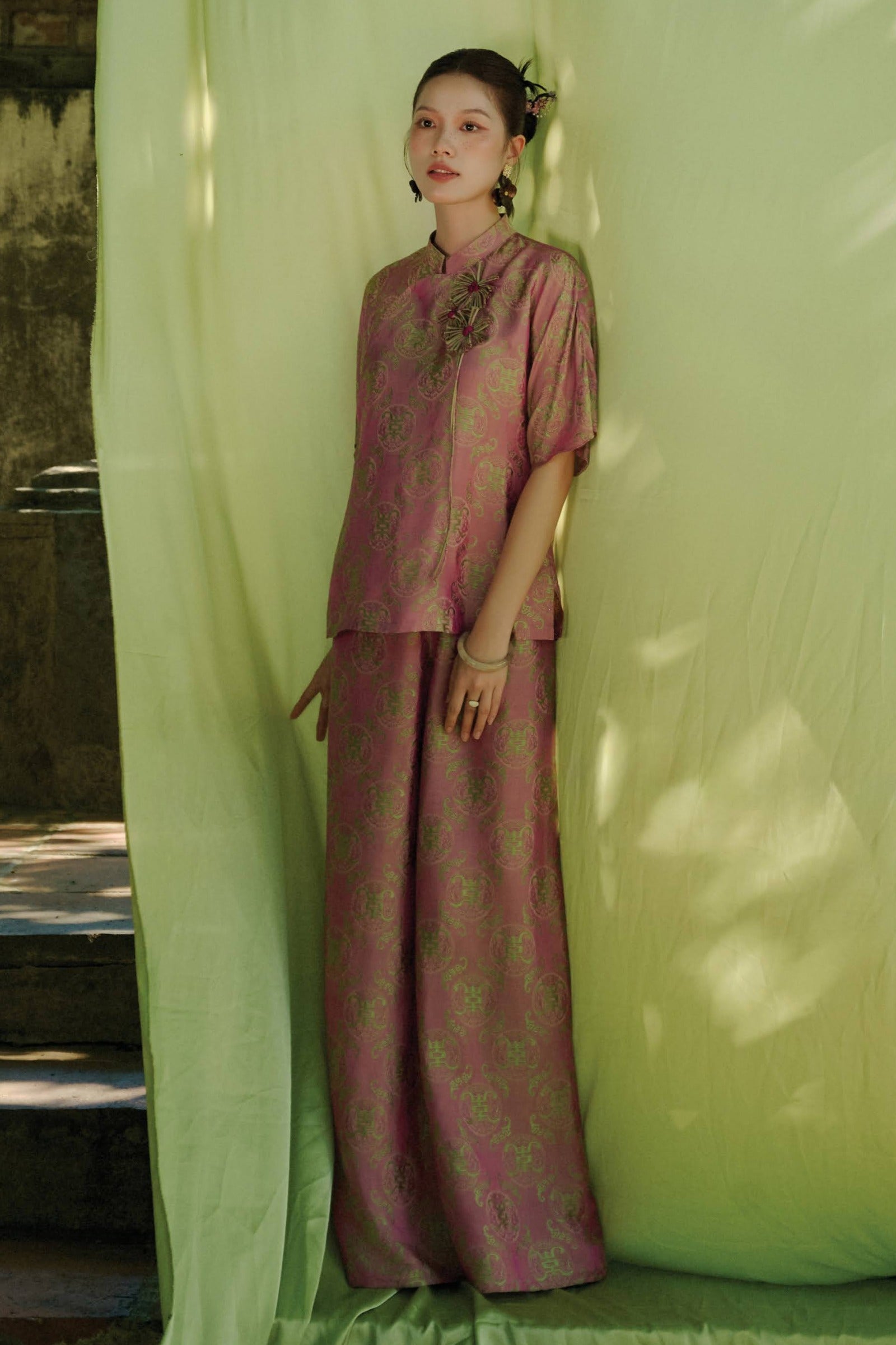 Ha Ngan Applique Set